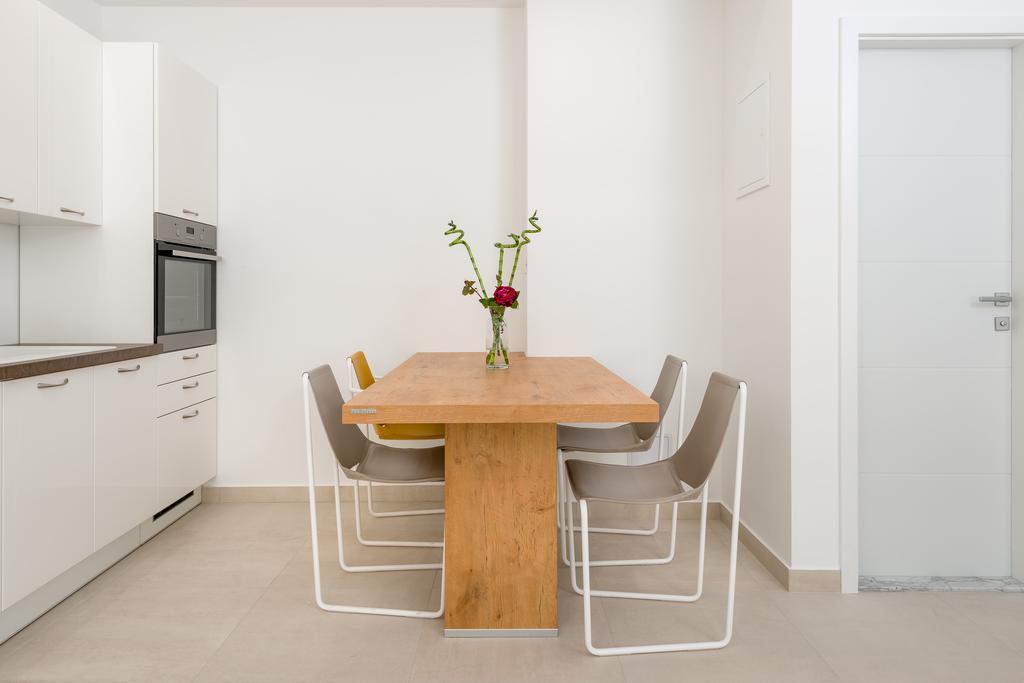Urban Chic Luxe Apartments Near Beach Bacvice & Centre スプリト エクステリア 写真